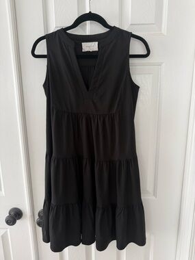 Sleeveless Black Tiered V-Neck Dress